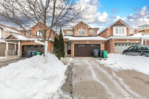 212 Twin Pines Cres, Brampton, ON, L7A1N6 | Card Image