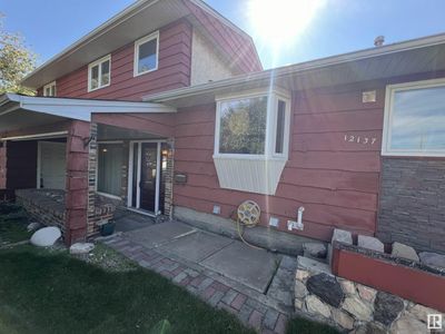 12137 50 St Nw, House other with 3 bedrooms, 2 bathrooms and null parking in Edmonton AB | Image 2