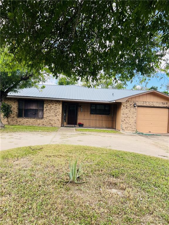 Dolores Del Rio Ave, Mission, TX 78572