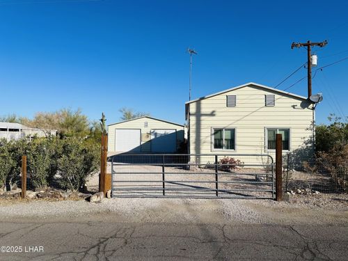 180 E Sunrise St, Quartzsite, AZ, 85346-1399 | Card Image