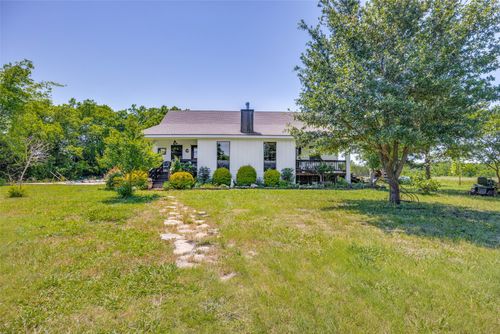 744 County Road 4910, Trenton, TX, 75490-7677 | Card Image