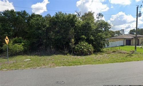 110 Zobora Cir, FORT MYERS, FL, 33913-7528 | Card Image