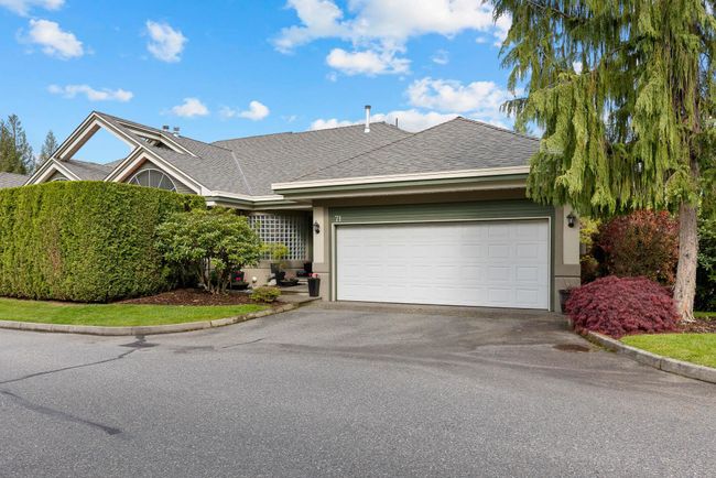 71 - 4001 Old Clayburn Road, Townhouse with 4 bedrooms, 2 bathrooms and 4 parking in Abbotsford BC | Image 1