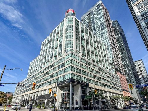525-36 Blue Jays Way, Toronto, ON, M5V3T3 | Card Image
