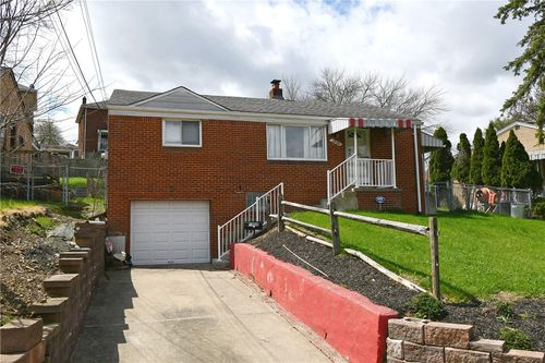 1900 Plateau St, Carrick, PA, 15210 | Card Image