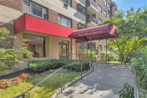 apt-5b-100 Diplomat Dr, Mount Kisco, NY, 10549-2009 | Card Image
