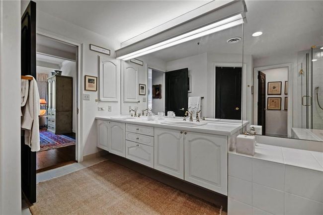 APT-6A - 2660 Peachtree Rd Nw, Condo with 2 bedrooms, 2 bathrooms and 2 parking in Atlanta GA | Image 26