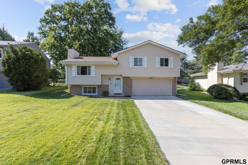 4818 S 157th Street, Omaha, NE, 68135 | Card Image