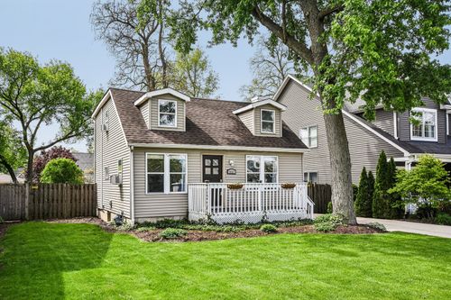 1031 Adelia St, Downers Grove, IL, 60516-2832 | Card Image