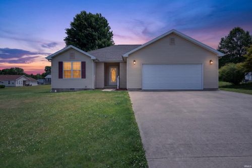 302 Hampshire Dr, Logansport, IN, 46947-2340 | Card Image