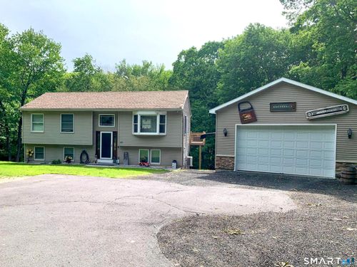 105 North St, Wolcott, CT, 06716-1300 | Card Image