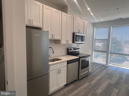 408-818 Bladensburg Rd Ne, WASHINGTON, DC, 20002-8428 | Card Image