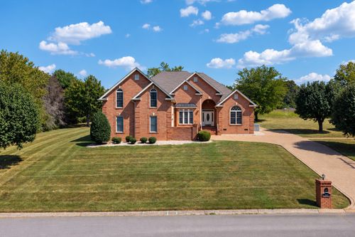 1019 Fairways Dr, Greenbrier, TN, 37073-5912 | Card Image