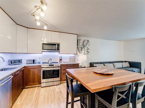 208-675 Straight Creek Dr, DILLON, CO, 80435-6742 | Card Image