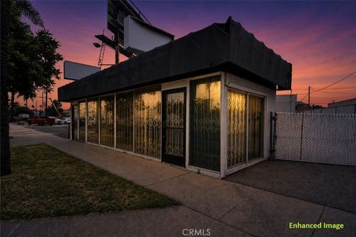 6682 Magnolia Avenue, Riverside, CA, 92506 | Card Image