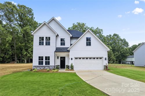 205 Henderson Cir, Harrisburg, NC, 28075-7420 | Card Image