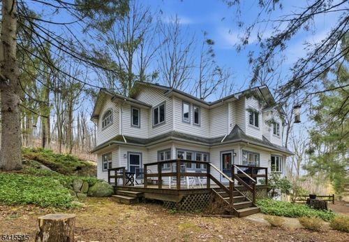 4 Emmet Roche Dr, Boonton, NJ, 07005-8924 | Card Image