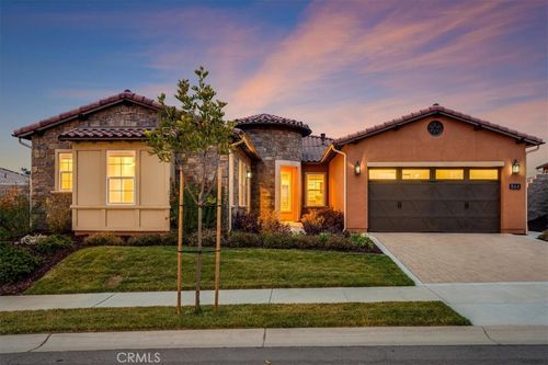 864 Trail View Pl, Nipomo, CA, 93444-6702 | Card Image