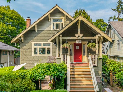 4-2535 W 6th Ave, Vancouver, BC, V6K1W4 | Card Image