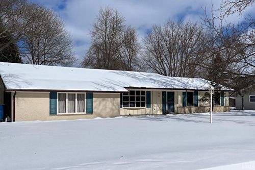 700 Brentwood Cir, Auburn, IN, 46706-1324 | Card Image