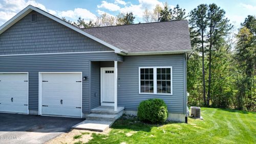 41 Smoke Ridge Road, Queensbury, NY, 12804 | Card Image