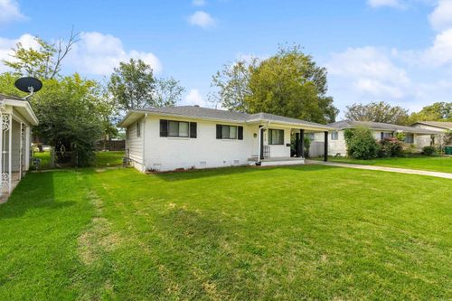 110 Steven Dr, Little Rock, AR, 72205-2150 | Card Image