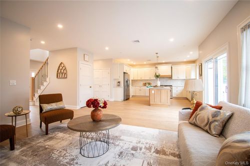 300 Harbor Ter, Island Park, NY, 11558-2043 | Card Image