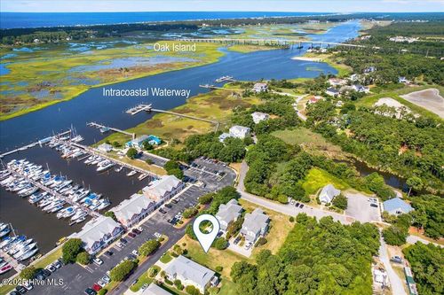 4820 Oquinn Blvd Se, Southport, NC, 28461-7440 | Card Image
