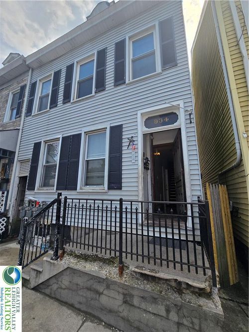 2f-934 Ferry St, EASTON, PA, 18042-4344 | Card Image
