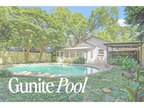 1995 Walker Ave, Memphis, TN, 38104-5636 | Card Image