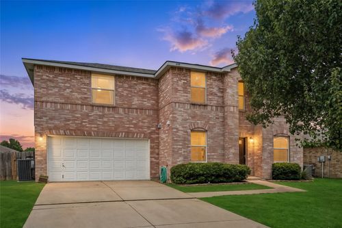 329 Daisy Ln, Burleson, TX, 76028-0517 | Card Image