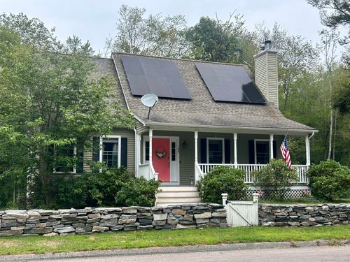 105 Spicer Hill Rd, Ledyard, CT, 06339-1336 | Card Image