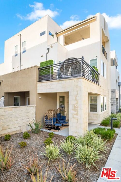 27238 Bush Mallow Ct, Valencia, CA, 91381-2116 | Card Image