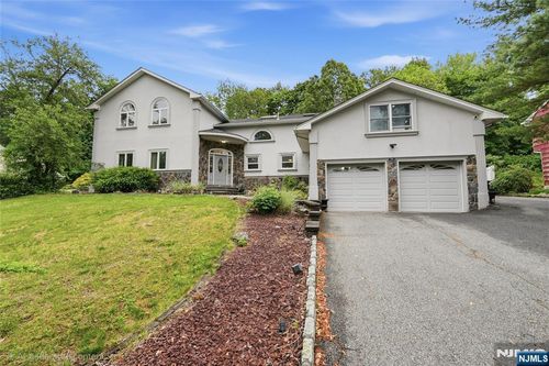 51 Cannonball Rd, Wanaque, NJ, 07465-1048 | Card Image