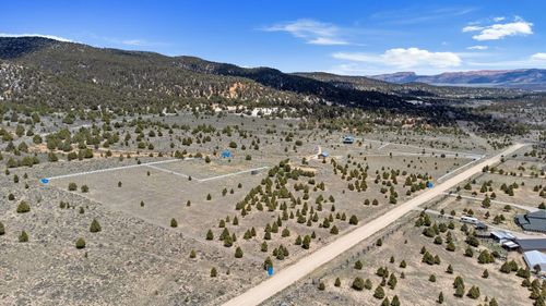 4250 W Pink Cliffs Vista Dr, Hatch, UT, 84735 | Card Image