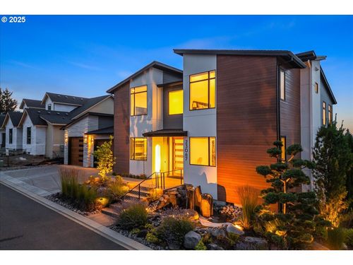 23067 Sw Curry Ridge Dr, Sherwood, OR, 97140-6327 | Card Image