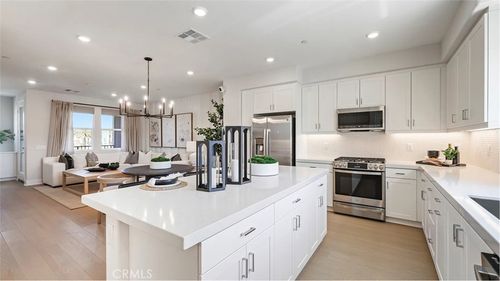 19-1750 E Park Street, Anaheim, CA, 92805 | Card Image