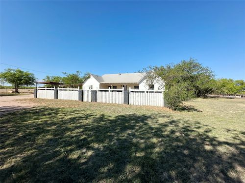 510 County Road 129, Trent, TX, 79561-3214 | Card Image
