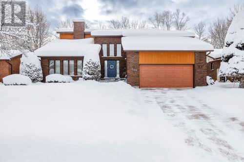 109 Greenview Lane, Sault Ste Marie, ON, P6A6L1 | Card Image