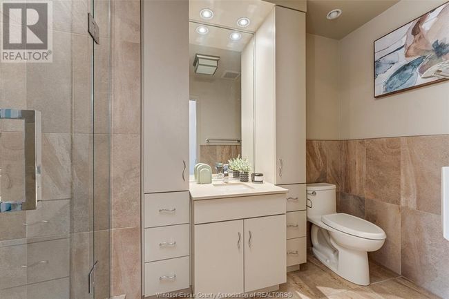 4520 Centre Lake Dr, House other with 5 bedrooms, 4 bathrooms and null parking in Windsor ON | Image 31