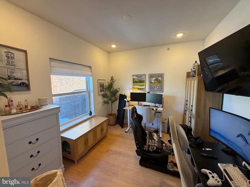 unit-c-966 N Marshall St, PHILADELPHIA, PA, 19123-1865 | Card Image