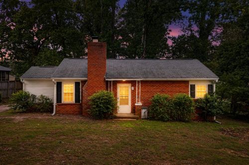 7 Brookforest Dr, Greenville, SC, 29605-2427 | Card Image