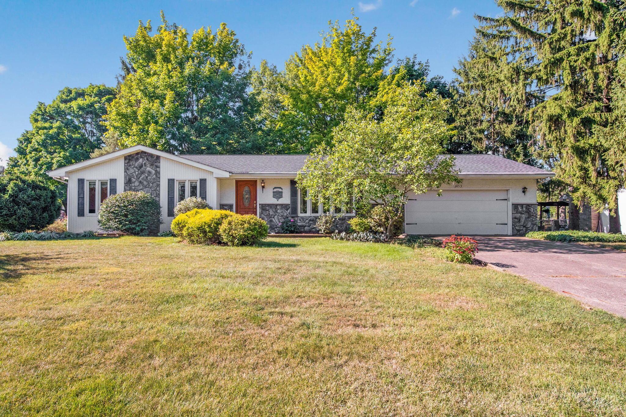 Shalemar Dr, Pickerington, OH 43147