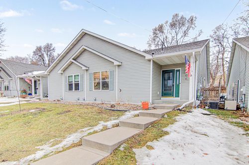 215 9th Ave N, South Saint Paul, MN, 55075-1905 | Card Image