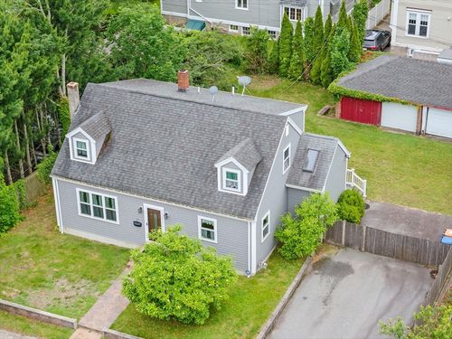 37 Orchard St, New Bedford, MA, 02740-3655 | Card Image
