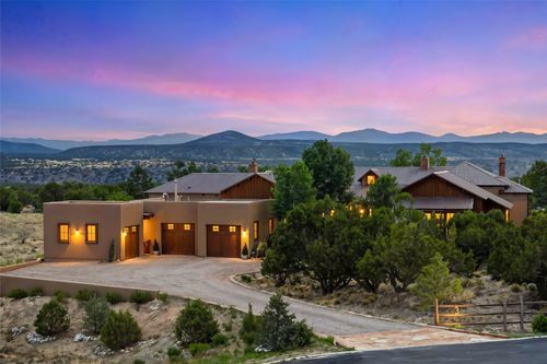 3 Campo De La Vega, Santa Fe, NM, 87506 | Card Image