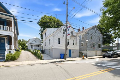400 Thames St, Bristol, RI, 02809-1932 | Card Image