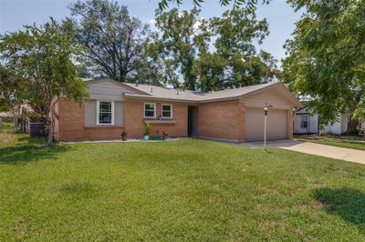 1708 Sylvan Drive, House other with 3 bedrooms, 2 bathrooms and null parking in Arlington TX | Image 3