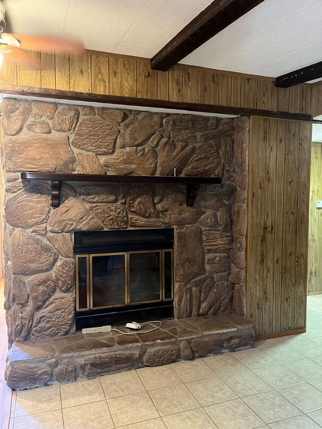 1294 Moss St, House other with 3 bedrooms, 2 bathrooms and 3 parking in Paint Rock TX | Image 4