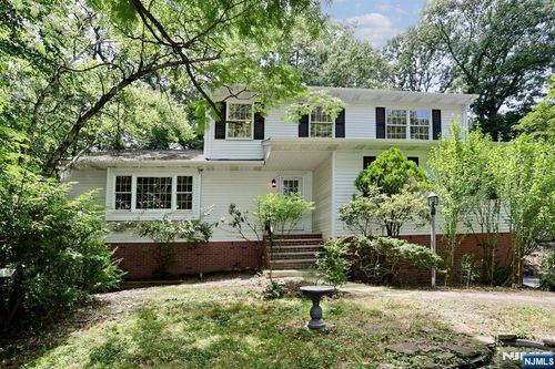 33 Hillside Ave, Riverdale, NJ, 07457-1308 | Card Image